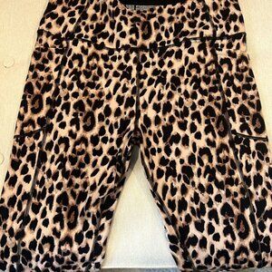 Victoria's Secret Leopard Print Leggings - Animal Print Yoga  w/Side Pockets 14